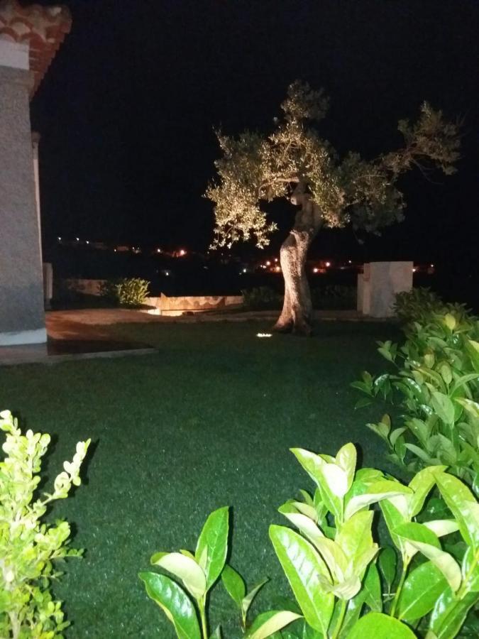 Villa Indipendente Al Mare Budoni 타나우넬라 외부 사진